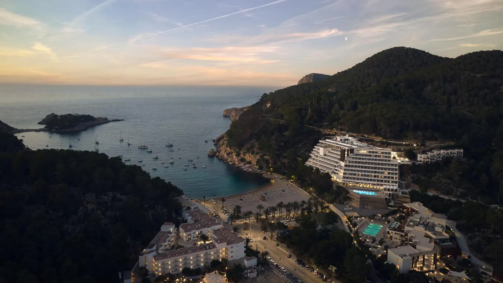 Cala San Miguel Hotel Ibiza, Curio Collection By Hilton, Adults Only Port de Sant Miguel